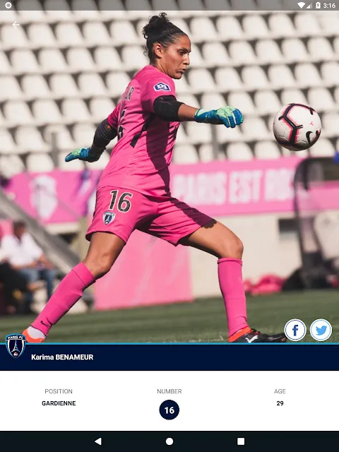 My Secret Pulse on the Parisian Pitch